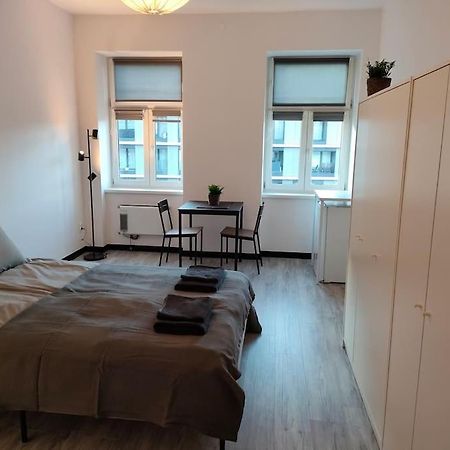 Cozy Room - 10 Min.From Rynek Wrocław Kültér fotó